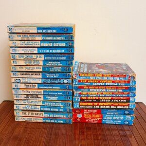 25 Vintage ACE Doublesided Sci Fi Paperbacks